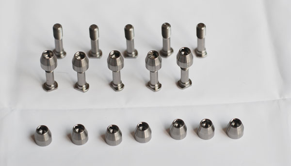 Ti-6Al-4V��܇�o�̼�